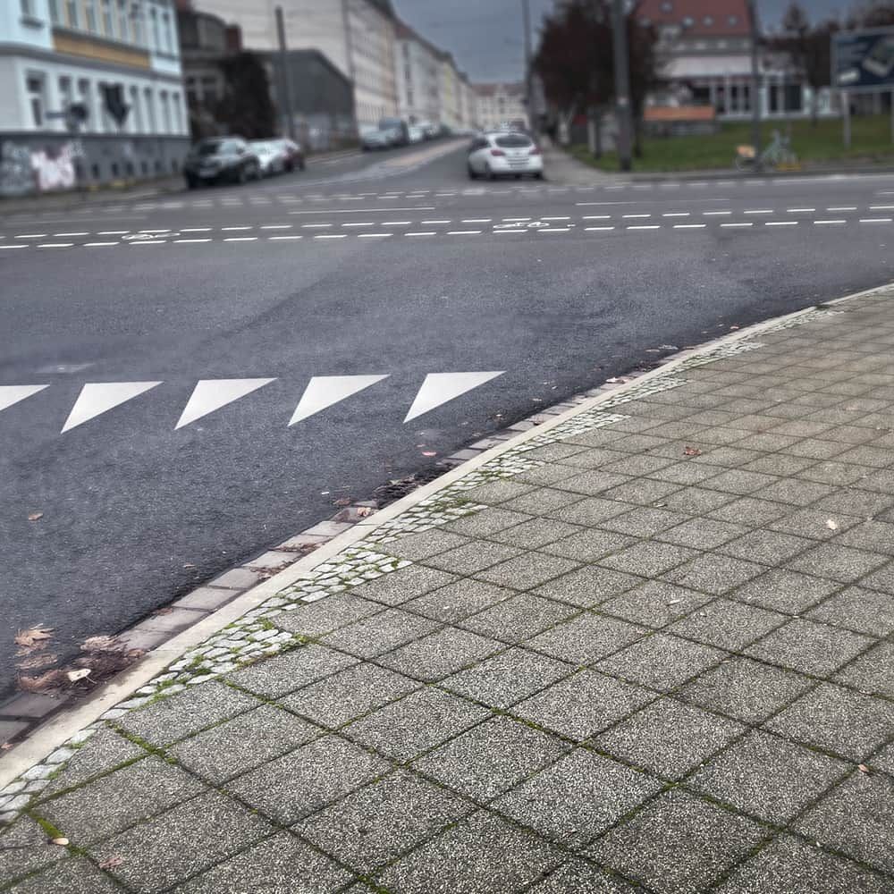 BIGPACK PREMARK Fahrbahnstreifen Weiß 100x10cm - 50 Stück Thermoplastische Straßenmarkierung